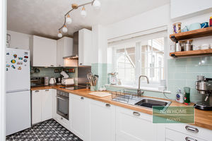 Photo 18- click for photo gallery